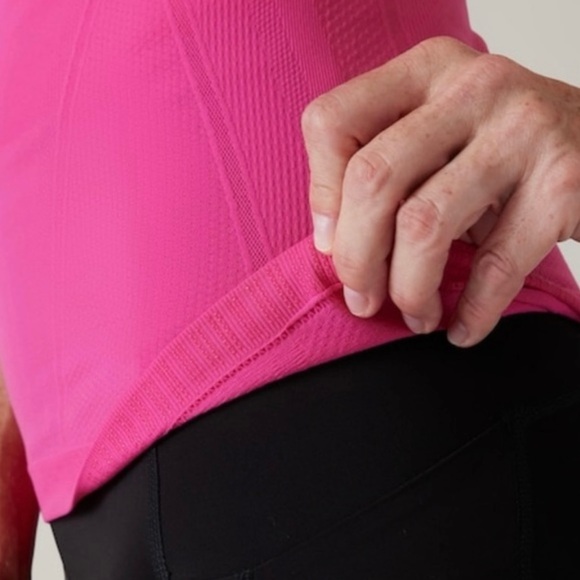 Athleta Bright Pink Short Sleeve Momentum Breathable Tee NWT - Picture 5 of 9